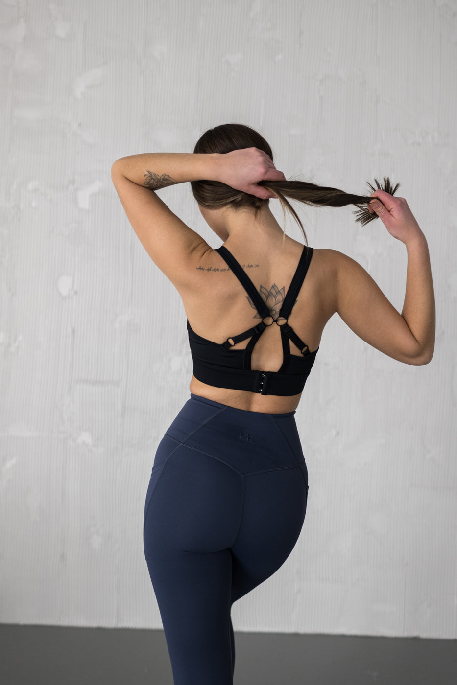 Black Sport Bra | Sport Bra | Mikenia